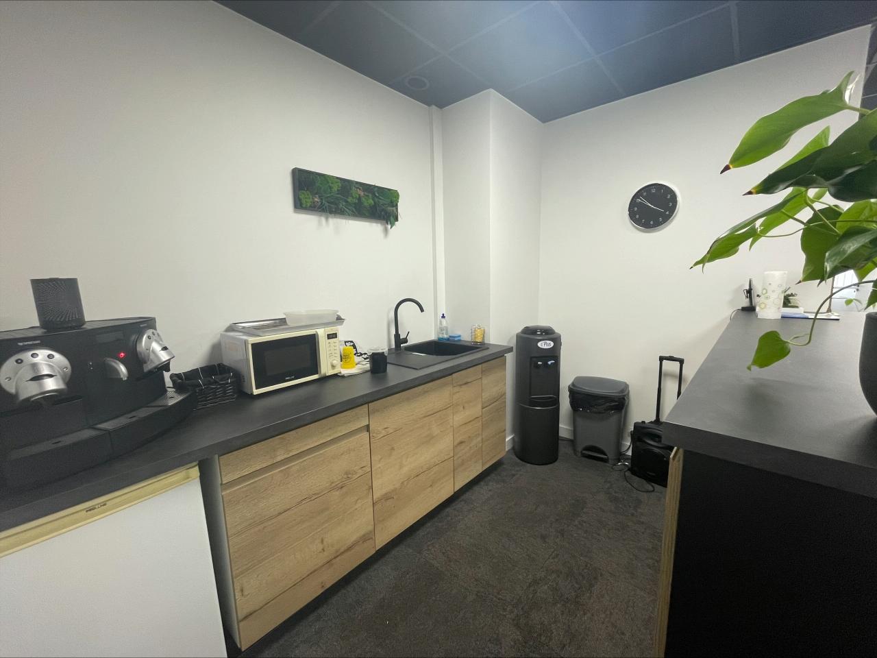 Bureau Rennes 22m² Location bureau Rennes Ille-et-Vilaine OLBUR2529725 1